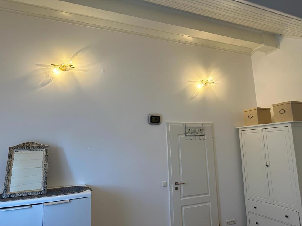 Lichtdurchflutete 90 M2 Drei Zimmer Duplexwohnung In Altperlach Monaco di Baviera Esterno foto