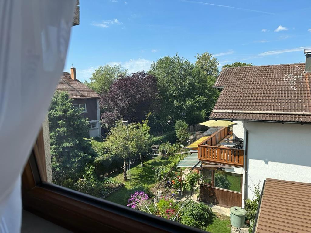 Lichtdurchflutete 90 M2 Drei Zimmer Duplexwohnung In Altperlach Monaco di Baviera Esterno foto